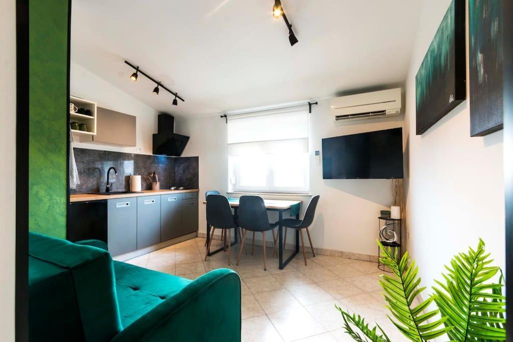 Apartman Smaragd Fažana Zewnętrze zdjęcie